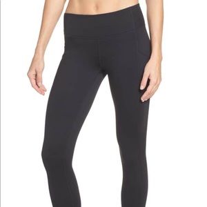 Zella Live In Leggings Mid Rise- great condition